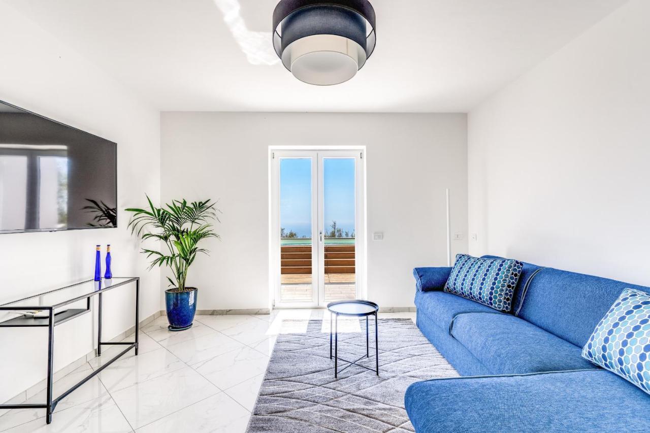 Villa Rusinella Minimalist Retreat With Sea Views Massa Lubrense Extérieur photo
