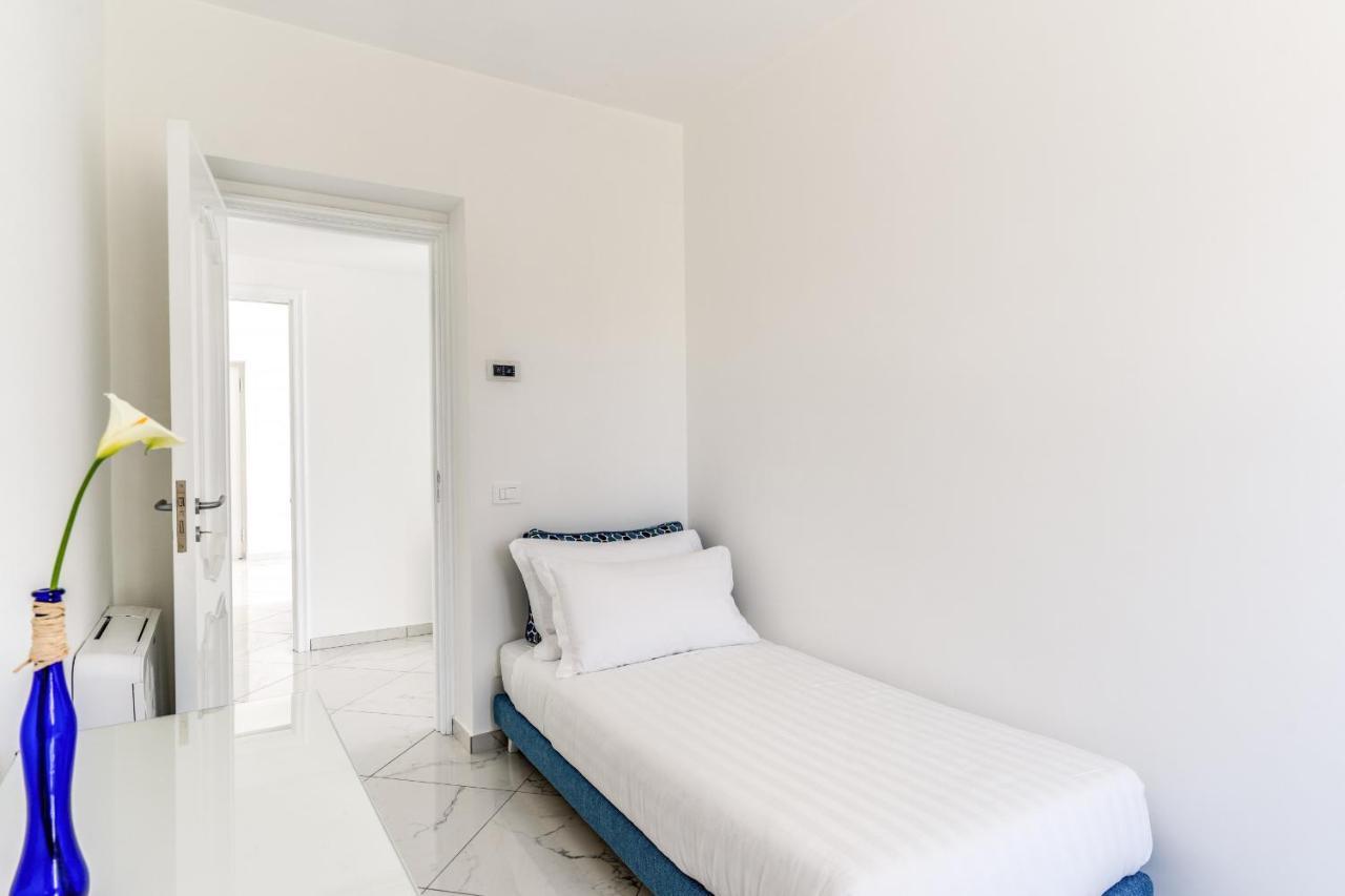 Villa Rusinella Minimalist Retreat With Sea Views Massa Lubrense Extérieur photo