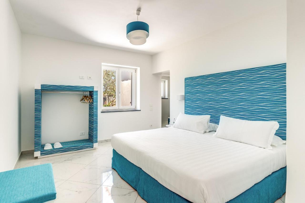 Villa Rusinella Minimalist Retreat With Sea Views Massa Lubrense Extérieur photo